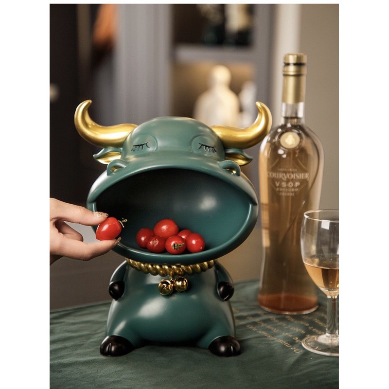 Tượng decor phòng khách, kệ đựng đồ dùng decor nhà cửa trâu sừng vàng 2021