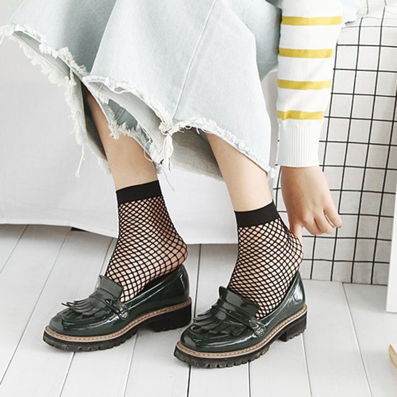 Tất cổ cao dạng lưới thời trang cho nữ