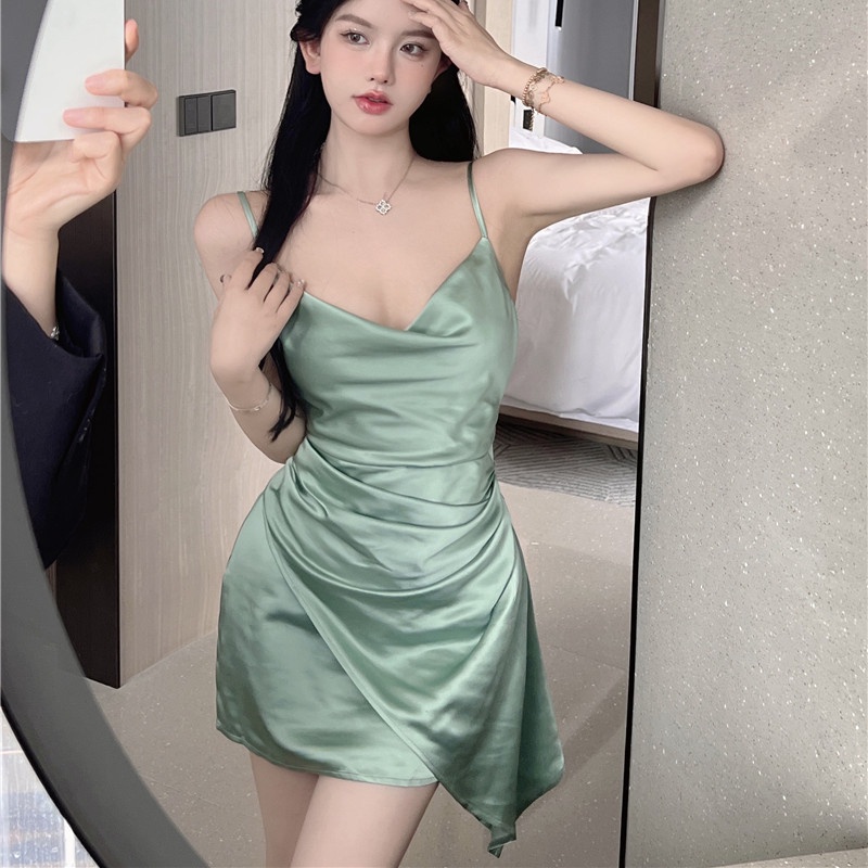 Đầm Dự Tiệc Hai Dây Thiết Kế Lệch Tà Quyến Rũ Cho Nữ