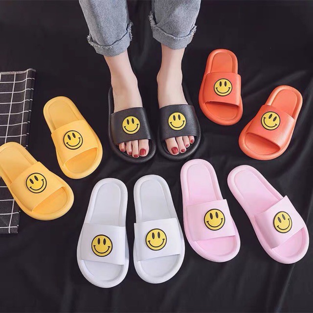 Dép nữ quai ngang mặt cười