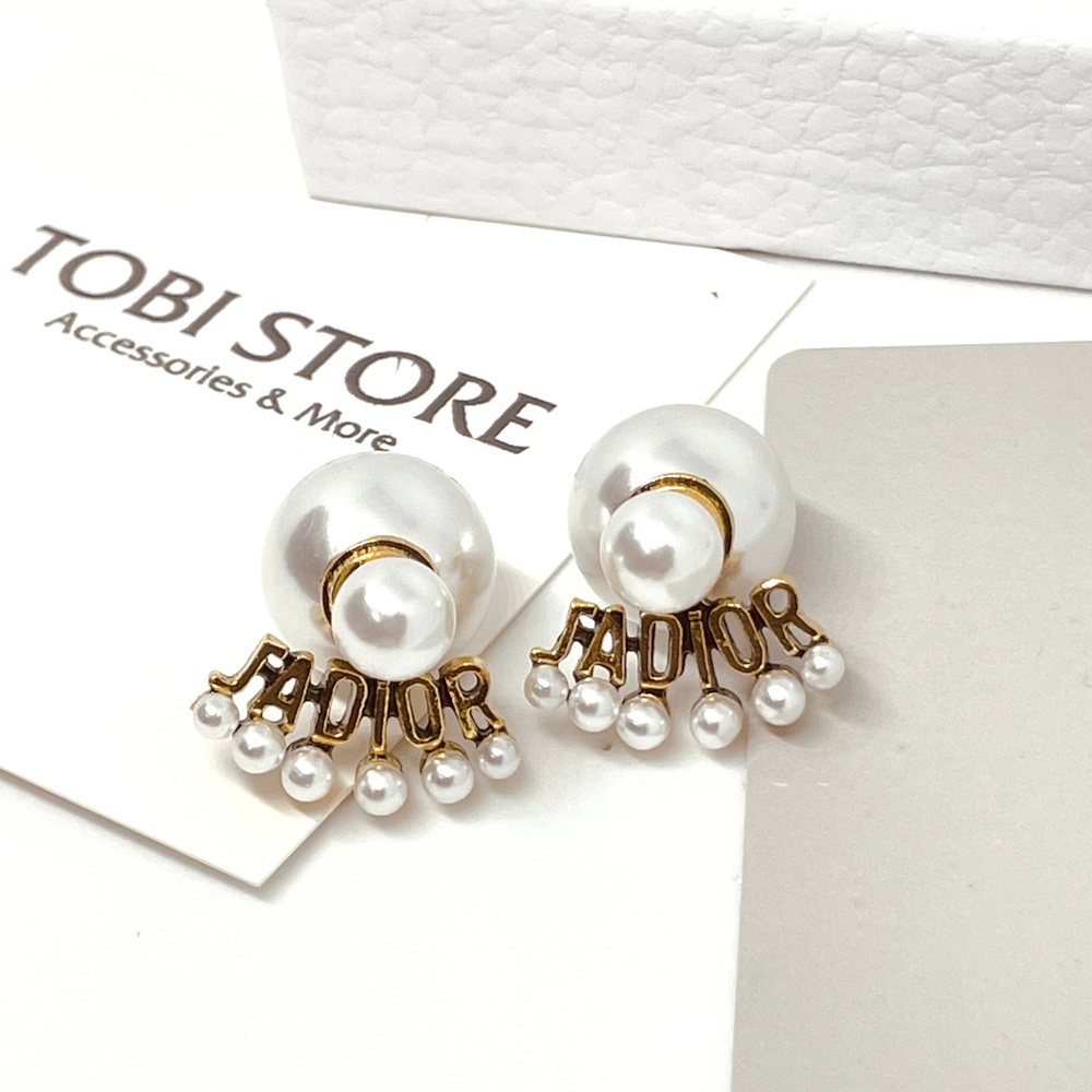 Bông tai thương hiệu D ngọc trai nhân tạo ôm sát sang chảnh TB365