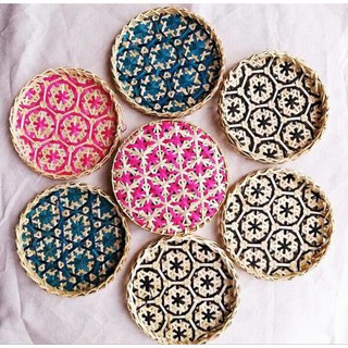 Mẹt tre đan hoa thị nhiều màu