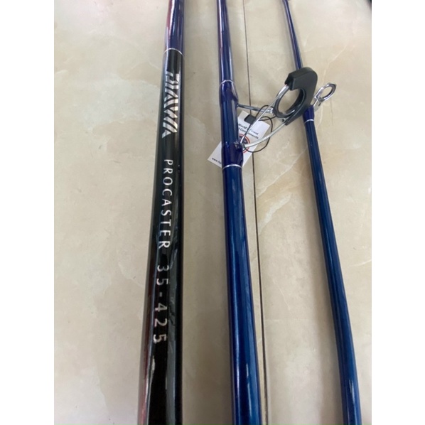 Cần câu lục xa bờ ba khúc Daiwa Procaster T35-425
