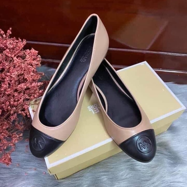 Giày Michael kors authentic