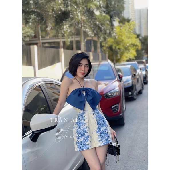 Jum nơ xanh chun lưng