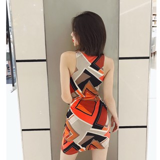 Đầm bodycon lập thể