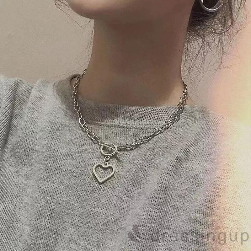 Dây chuyền mặt hình trái tim rỗng màu sắc đơn giản cho nữ