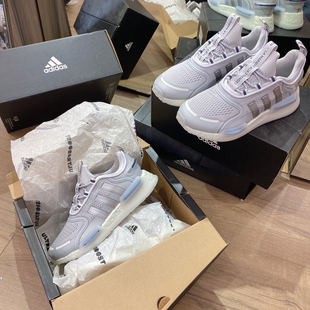 [CHÍNH HÃNG] Giày thể thao Sneaker Adidas NMD R1 V3 màu Xám Silver - Code: HQ4446