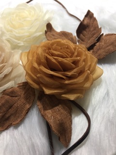 Hoa hồng cài áo handmade cao cấp