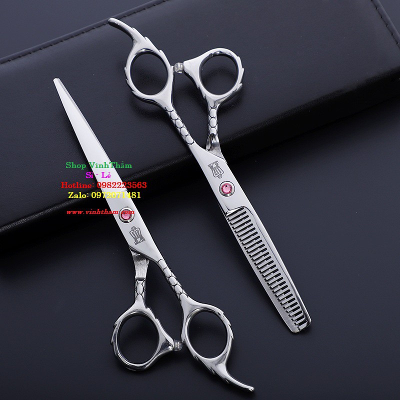 Kéo cắt tóc chạm khắc cực đẹp