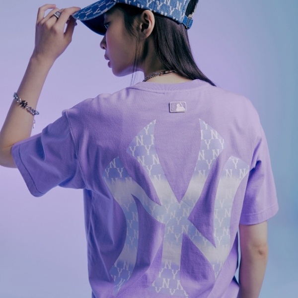 Áo thun chính hãng MLB Monogram Gradient Big Logo Overfit Tshirt Sea Fog