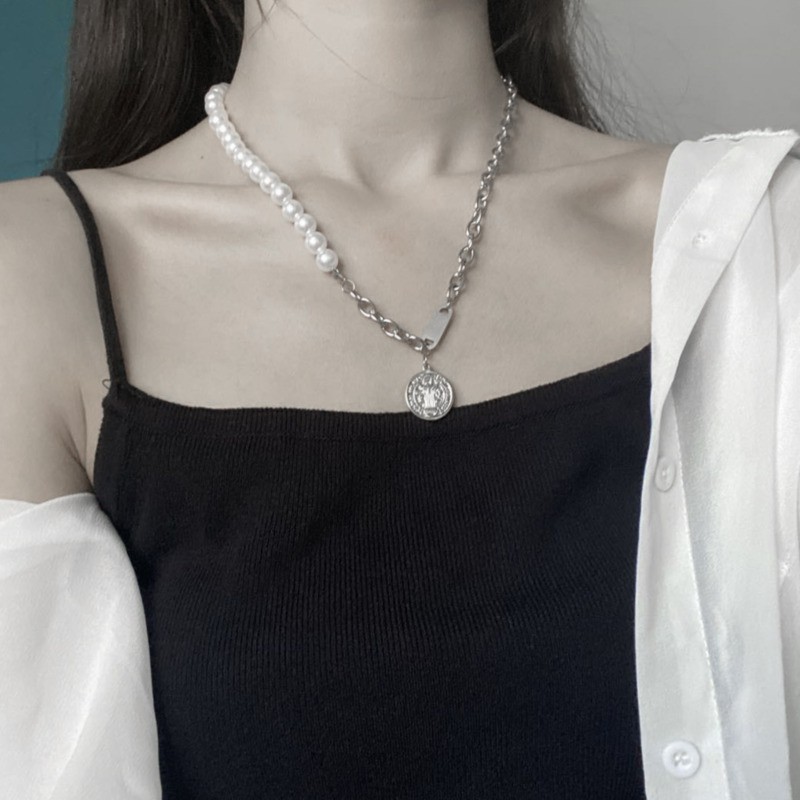 vòng cổ Mặt Hình Chân Dung Đính Ngọc Trai Giả Thời Trang Cho Nữ