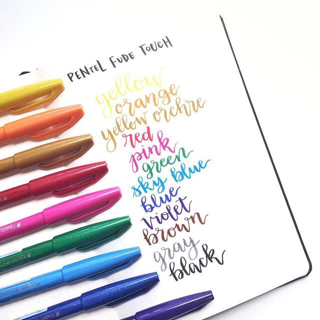 Bút viết thư pháp Pentel Fude Touch Brush Sign Pen 12 màu cơ bản