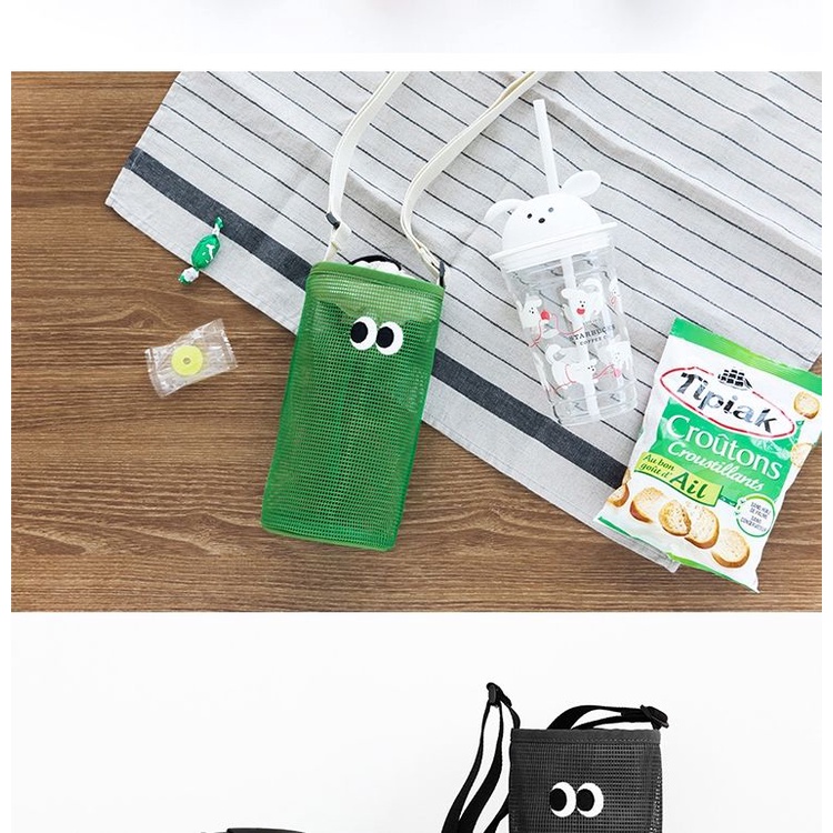 Túi Lưới Đeo Chéo Vai Đựng Bình Nước Bọt Hình Đôi Mắt To Dây Rút Kiểu Hàn Quốc Dễ
