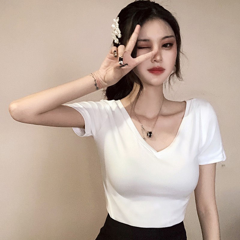 Áo Thun Nữ Ngắn Tay Cổ Chữ V