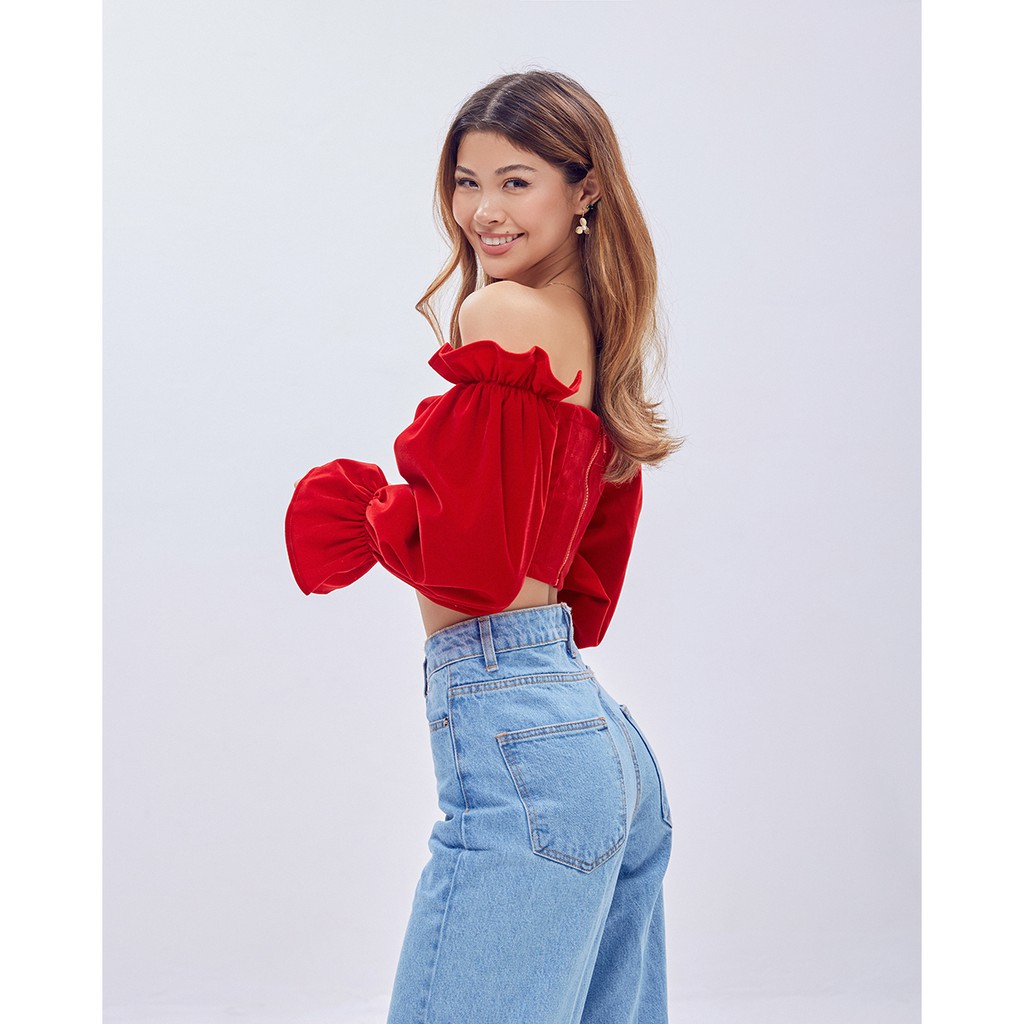 Áo croptop SheByShj nhung đỏ - Scarlet Top