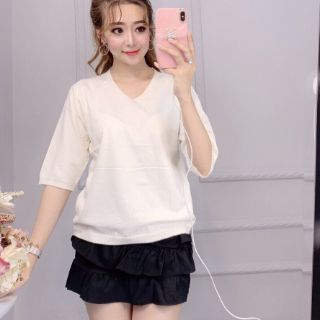 Áo len cổ V tay lỡ hàng nhập