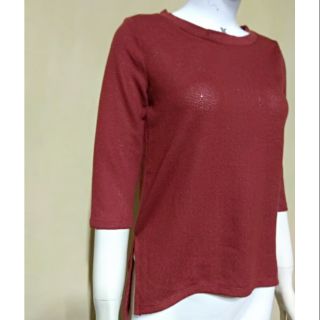 Áo len tay lỡ xẻ tà