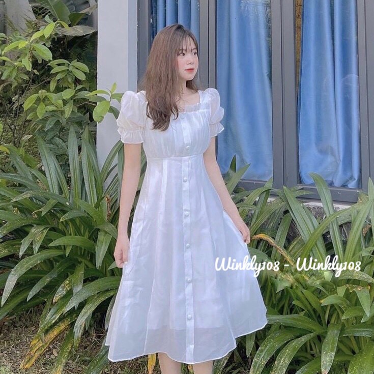 [Ảnh thật] Váy trắng cộc tay cổ vuông cúc bọc - Váy trắng kỉ yếu xoè voan tơ tay bồng | BigBuy360 - bigbuy360.vn