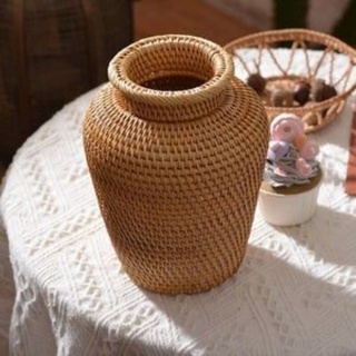 Lọ hoa mây tre đan