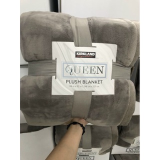Chăn lông cừu KirkLand Plush Blanket Queen 248 x 233cm của Mỹ
