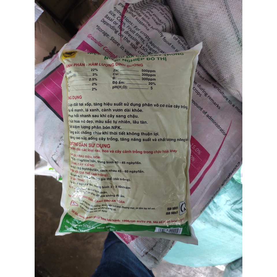 Phân bón Ra rễ cực mạnh BIO Green chứa Humic Fluvic không mùi - gói 2kg