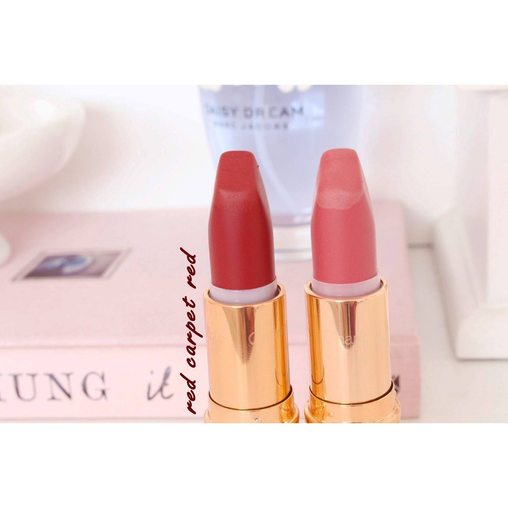 [ còn 1 cây]Son lì CHARLOTTE TILBURY NEW MATTE REVOLUTION LIPSTICK - RED CARPET RED