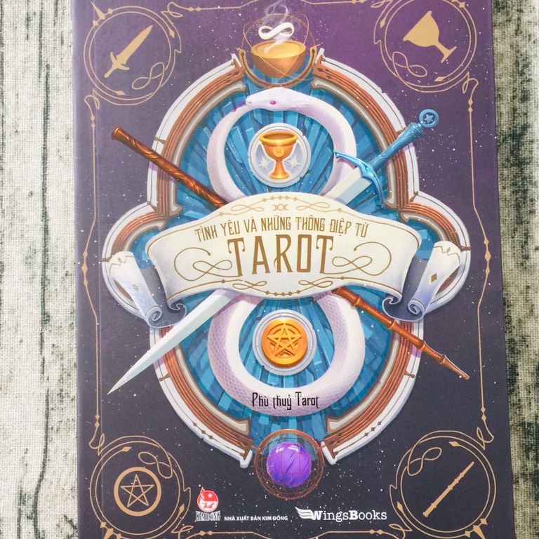 Sách - Tình Yêu Và Những Thông Điệp Từ Tarot (kim đồng)