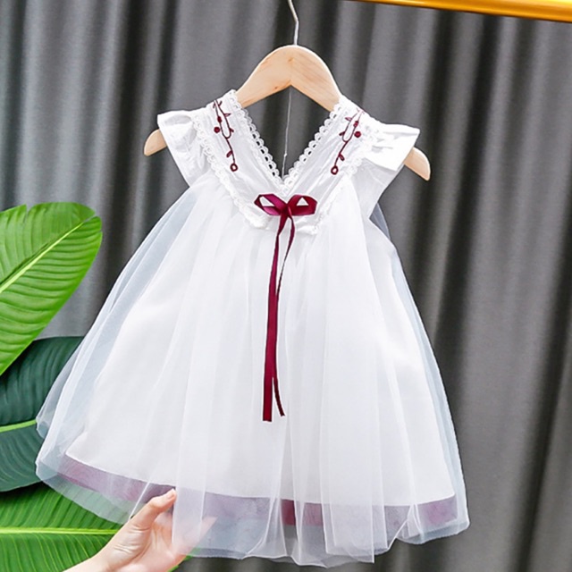 Váy bé gái Bồ Công Anh kiểu truyền thống cho bé dưới 2 tuổi