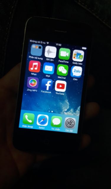 Điện thoại iphone 4S và iphone  4 Quốc tế  zin đẹp chính hãng /Giao tận nhà/ máy có bảo hành ạ | BigBuy360 - bigbuy360.vn