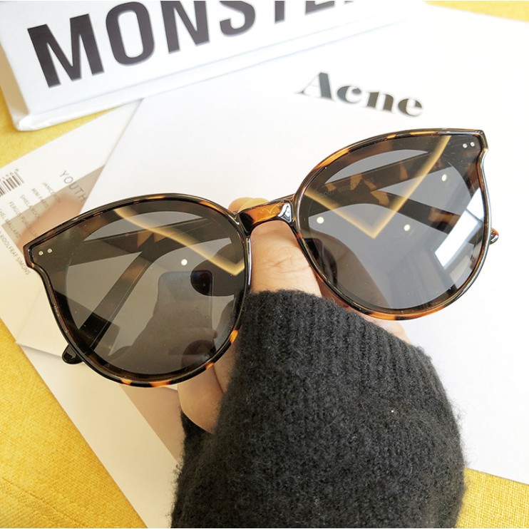 Kính mát gọng oval chống tia UV400 phong cách Hàn Quốc cho cả nam và nữ