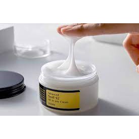 Kem Dưỡng Ẩm Tái Tạo và Phục Hồi Da  COSRX Advanced Snail 92 All in one Cream 100g
