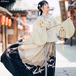 Set trang phục múa cổ vuông họa tiết chim hạc đẹp mắt