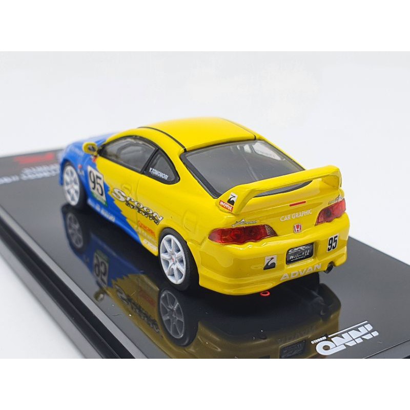 Xe Mô Hình Honda Integra Type-R DC5 Tuned By &quot;Spoon Sports&quot; 1:64 Inno Models ( Vàng #95 )