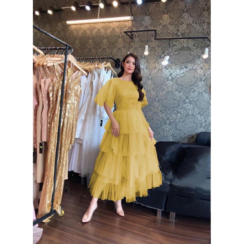 đầm xoè tầng tay loa kết cườm