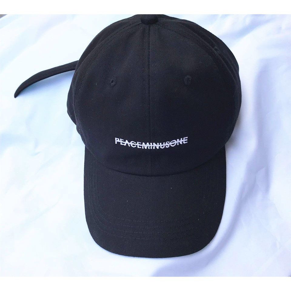 Mũ Peaceminusone dáng kết caphat giống GDRAGON