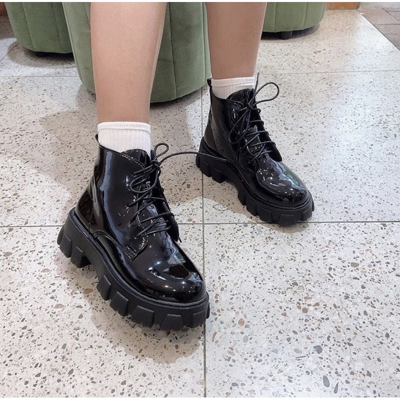 Giày boots đen nữ flatform