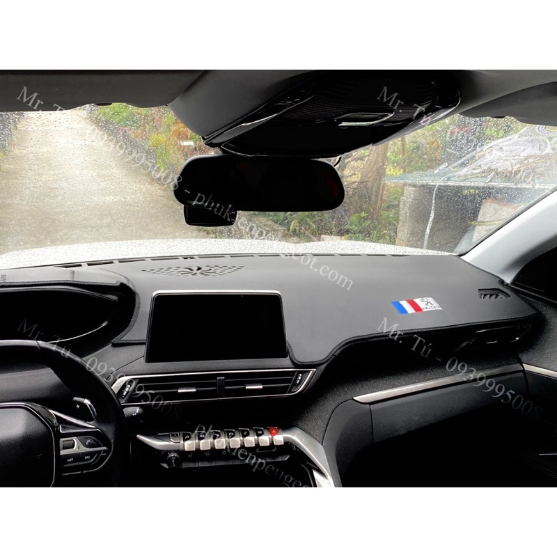 Thảm chống nắng taplo chất liệu da cao cấp xe Peugeot