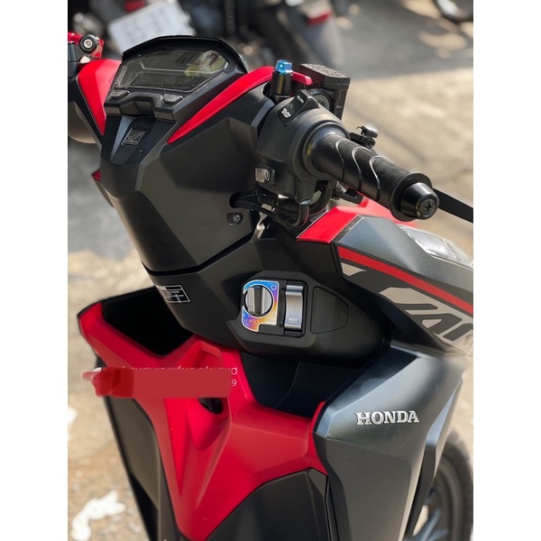 Miếng dán ổ khoá  Vario titan Smartkey - đồ chơi xe máy vario150