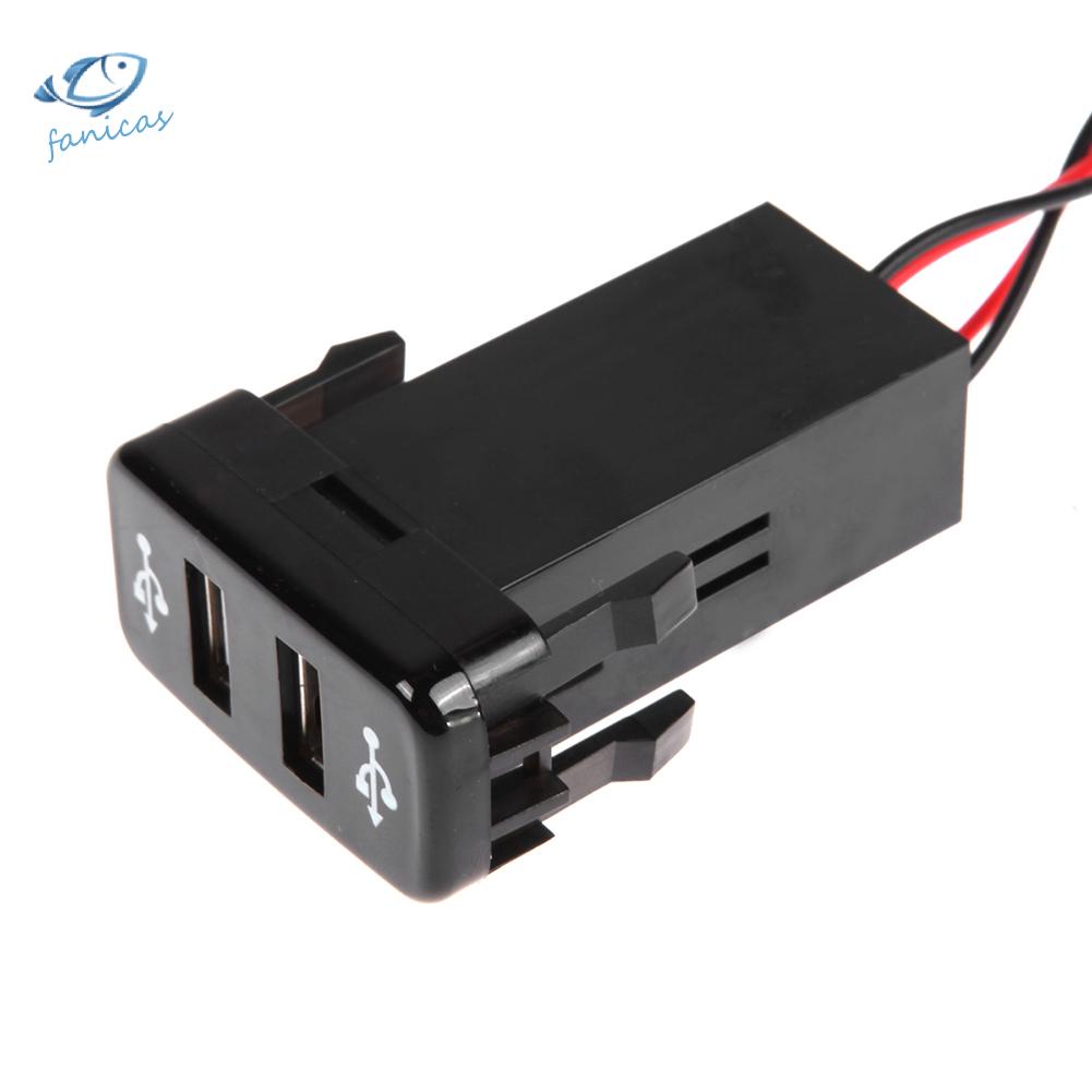 Đầu Sạc USB Kép 3.1A Tích Hợp Đèn LED Xanh Dương Cho Toyota Vigo