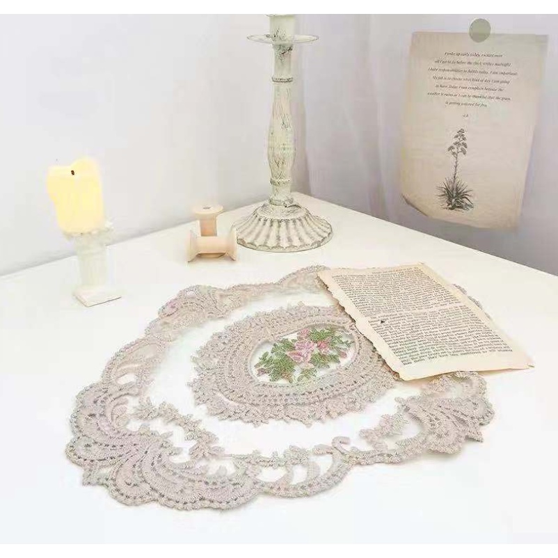 Tấm Lót Bàn Ăn Thêu Ren Phong Cách Cổ Điển