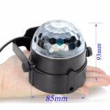 Đèn bay phòng chớp 7 màu theo nhạc 3d huyền ảo có led xoay nháy theo nhạc siêu sáng cho sân khấu, quẩy bar, vũ trường