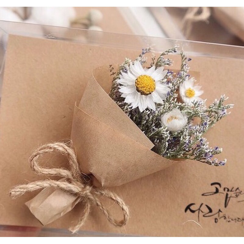 Bó hoa khô mini làm quà tặng, chúc mừng, tri ân | BigBuy360 - bigbuy360.vn