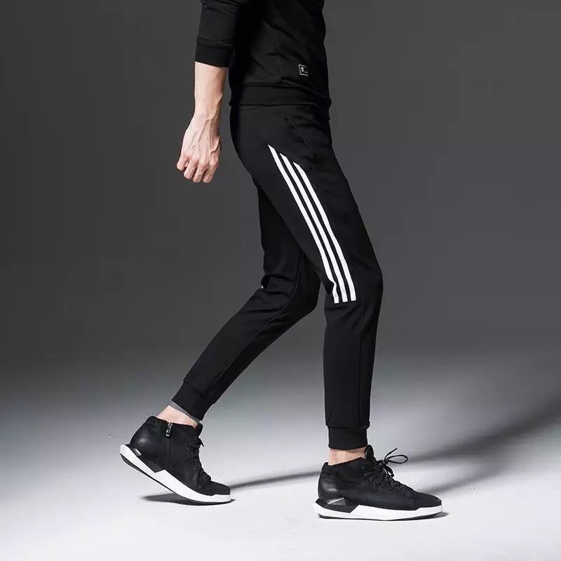 Quần Thể Thao Nam Nam Chất Umi -  Quần Jorger Nam Sọc Lửng Từ Gối Khóa Kéo Xịn - QTTX