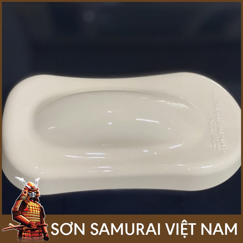 Sơn samurai màu trắng Baltic 32 - Sơn xịt samurai màu trắng Baltic 32