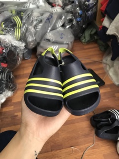 Sandal nhựa adidas