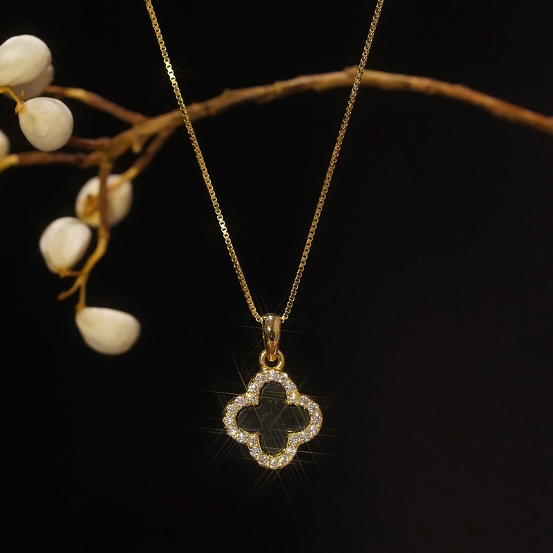 Vòng cổ BELLA-BEE mặt cỏ bốn lá đính đá zircon và vỏ sò thời trang