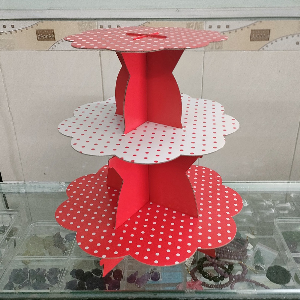 Kệ bánh cupcake 3 tầng