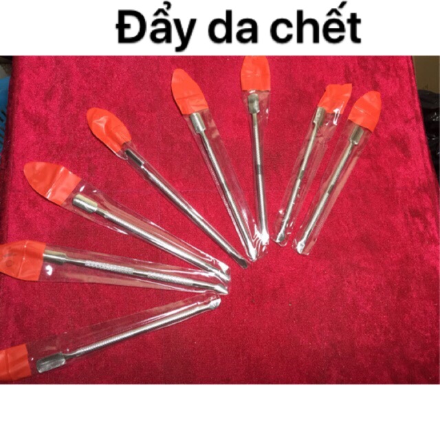 Đẩy da chết