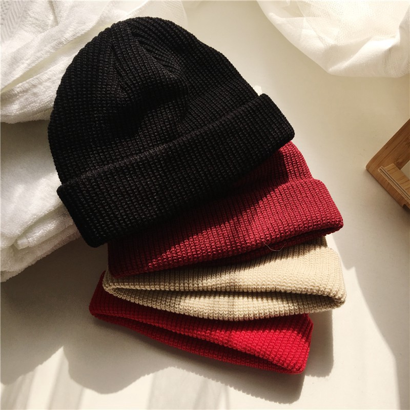 (Có lớp lót bông bên trong) Nón len đen thời trang phong cách unisex dễ thương xinh xắn
